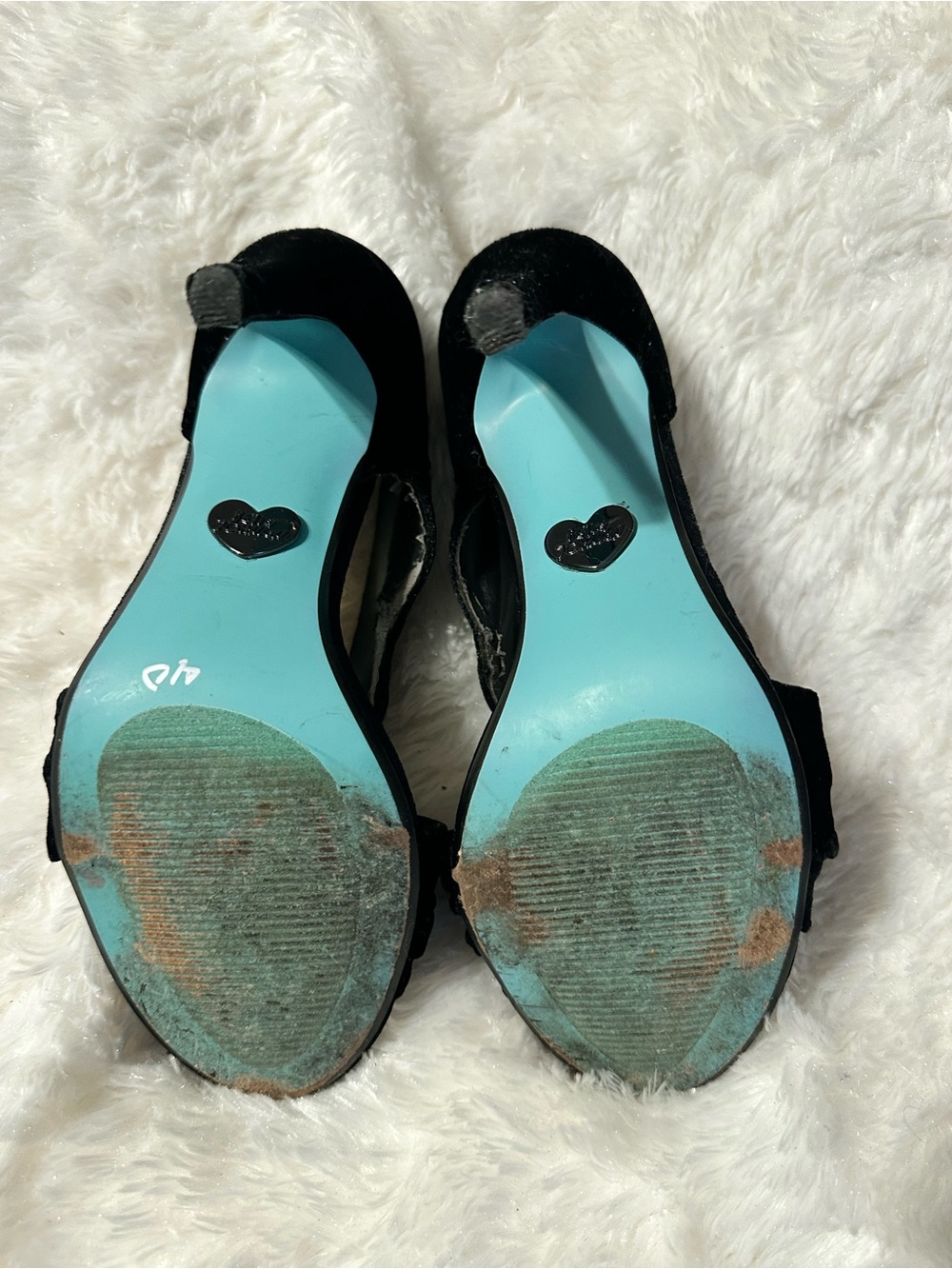 Betsey Johnson Black Velvet Bow Peep-Toe Heels - Picture 5 of 5